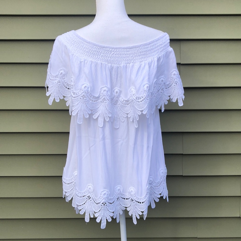 White Lace Off-Shoulder Top - Picture 3 of 8